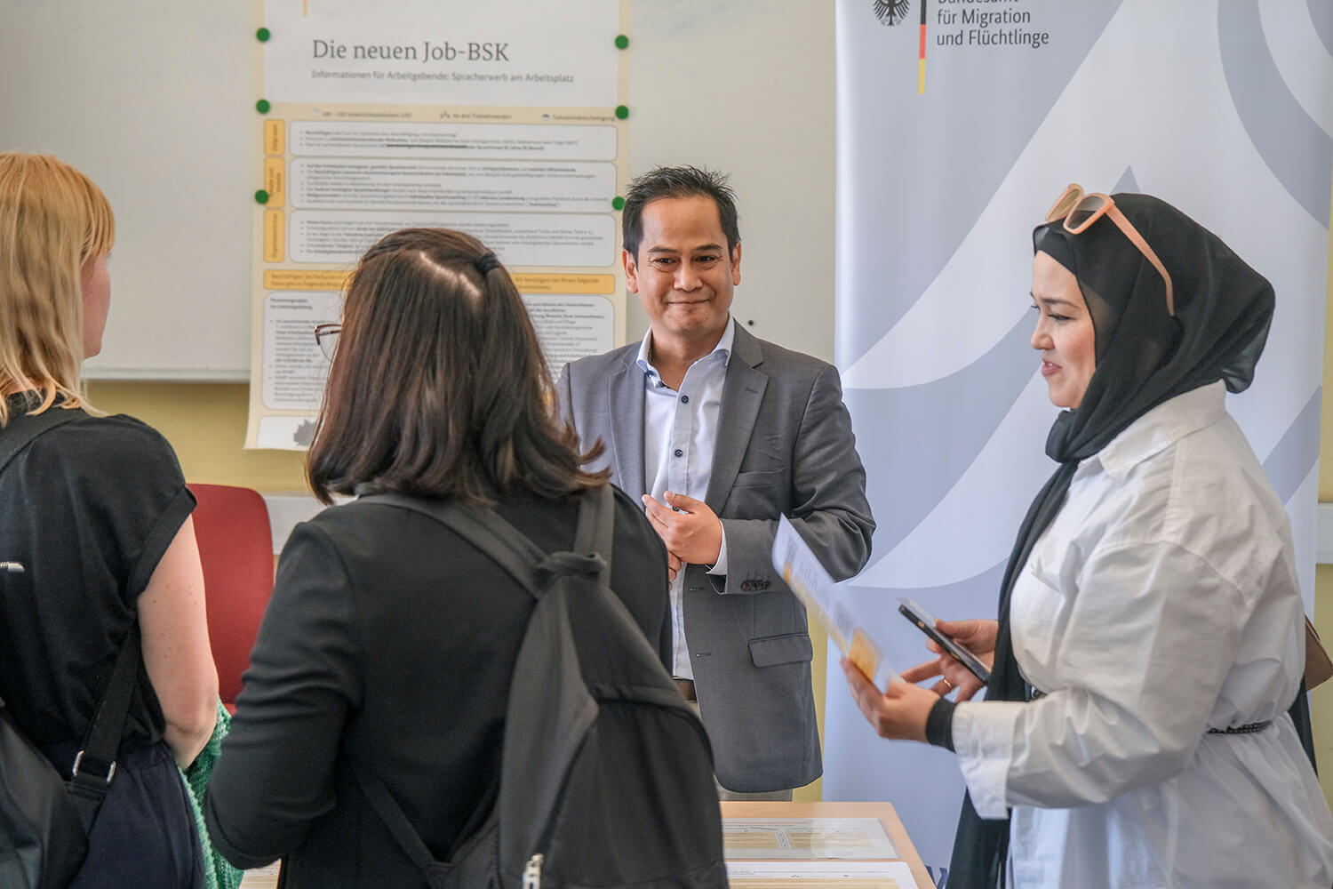 Stand des BAMF auf der inlingua Jobmesse Rostock